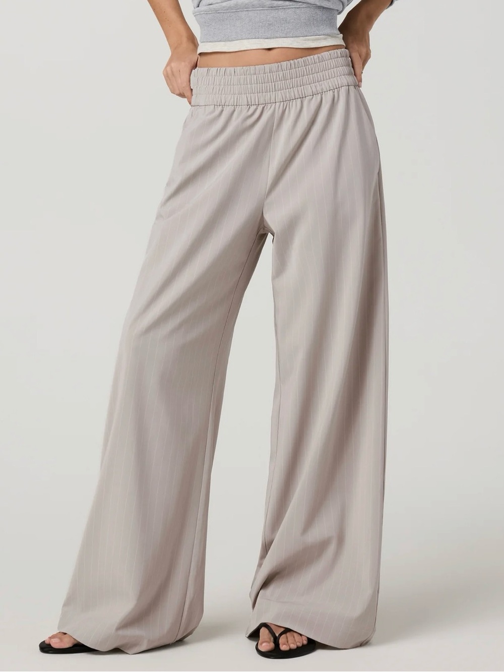 NWT Vuori Pinstripe Wideleg